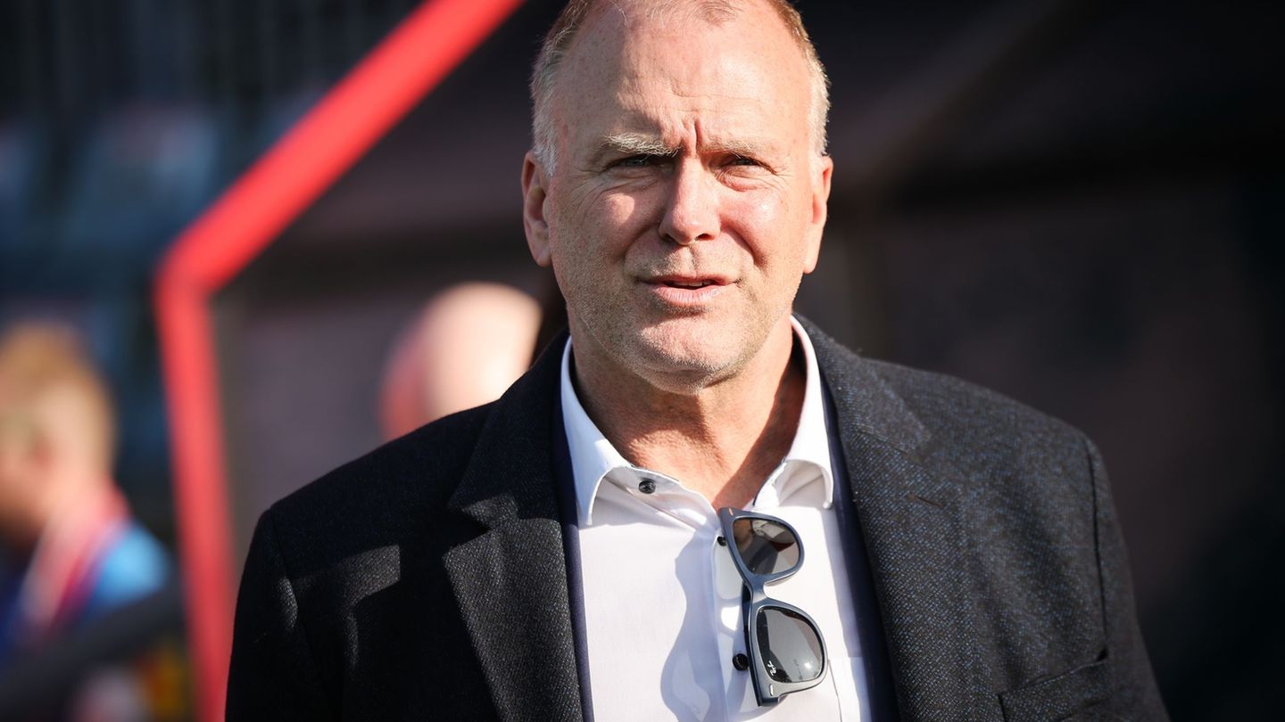 Wolfgang Schwenke ist Geschäftsführer von Holstein Kiel. Foto: Christian Charisius/dpa