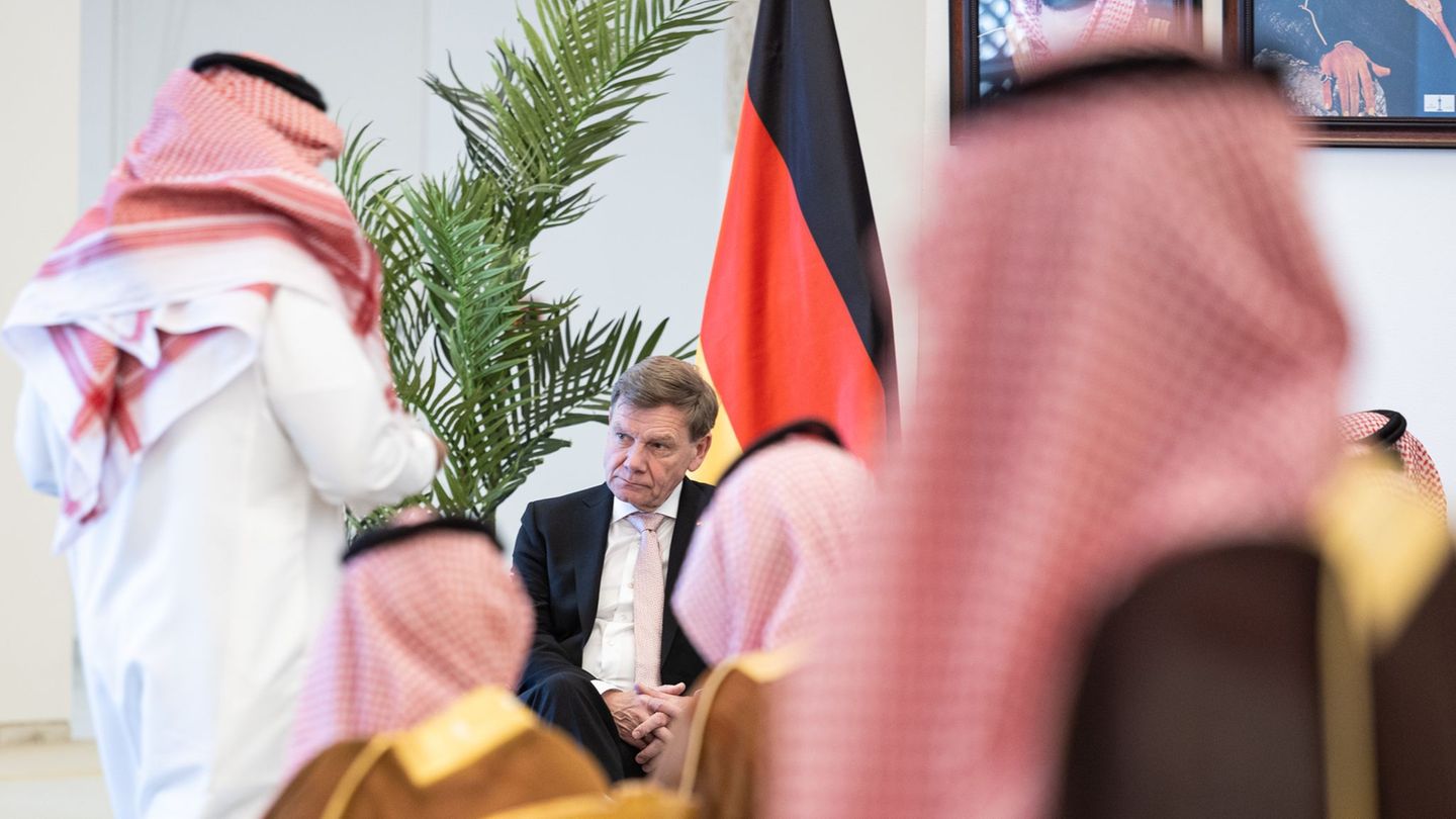 Außenminister Johann Wadephul (CDU) zu Besuch in Saudi-Arabien. (Archivbild) Foto: Hannes P. Albert/dpa