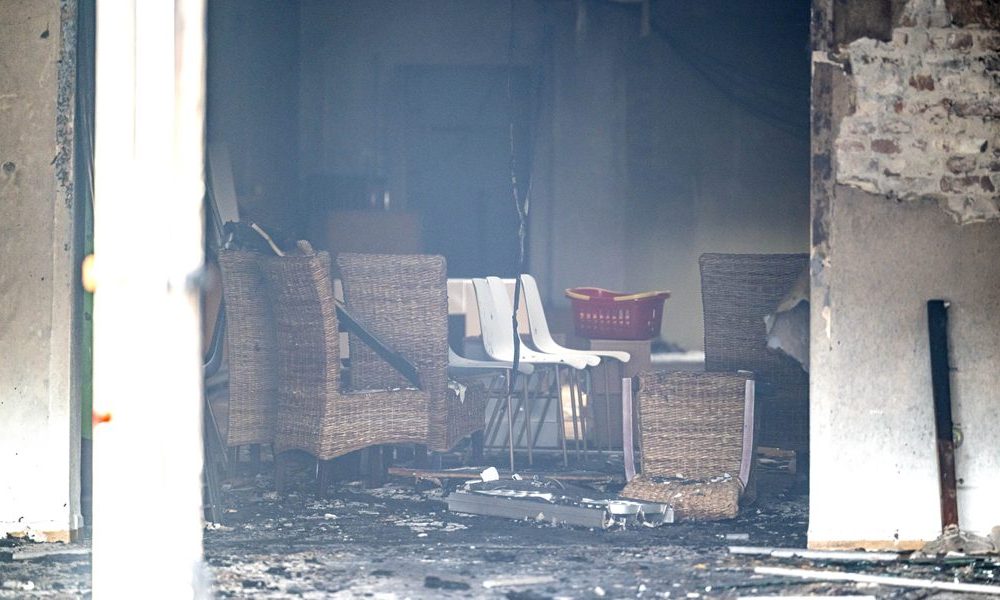 Feuer-Drama: Kind stirbt nach Brandstiftung – wer hat etwas gesehen?