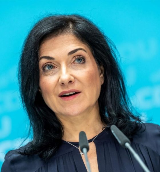 Reiche zur Energiewende: „Kosten müssen runter“