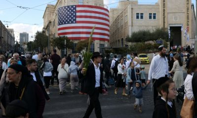 US-Flagge an Haus in Jerusalem